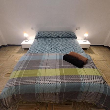 Habitaciones Cerca Del Centro Alicante Eksteriør billede
